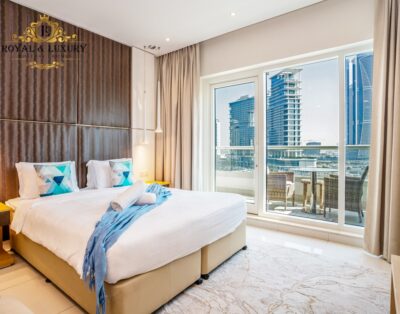 Waterfront Studio | Short Distance to Dubai Mall
